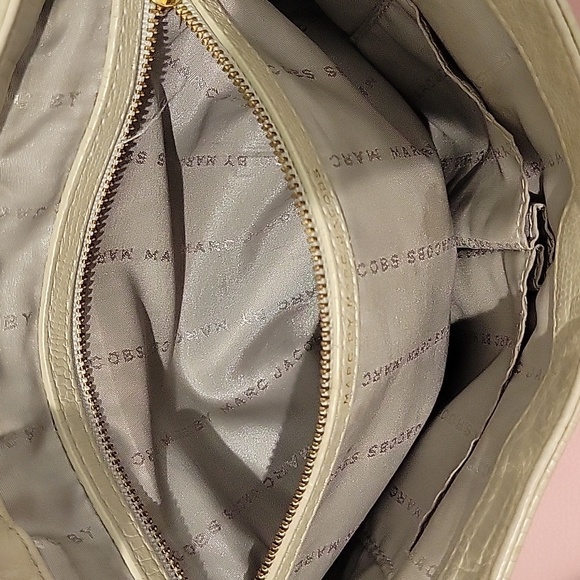 70.Marc Jacob Authentic Bag - Picture 9 of 12